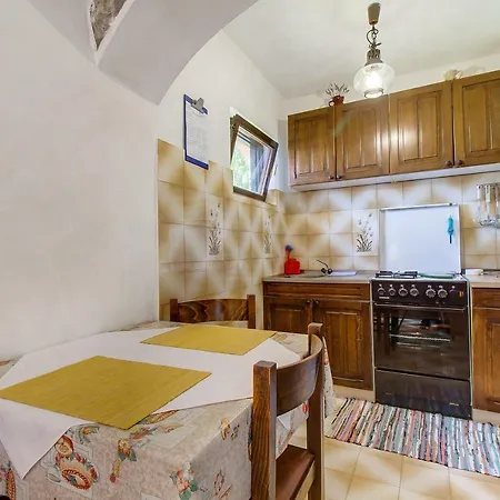 Anica Apartment *